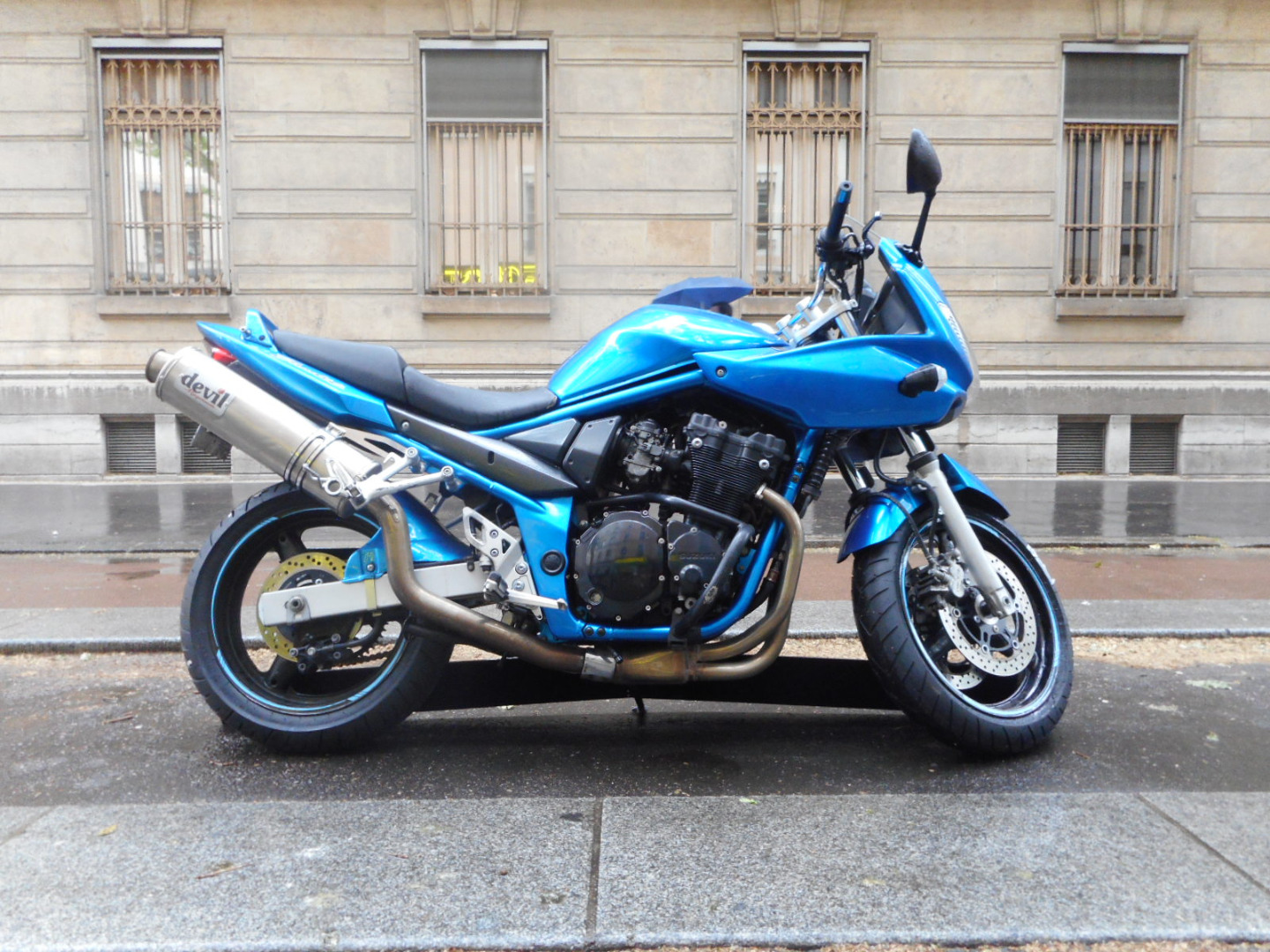  Moto  depot Motos  d occasion de 501 a 650 cc suzuki  